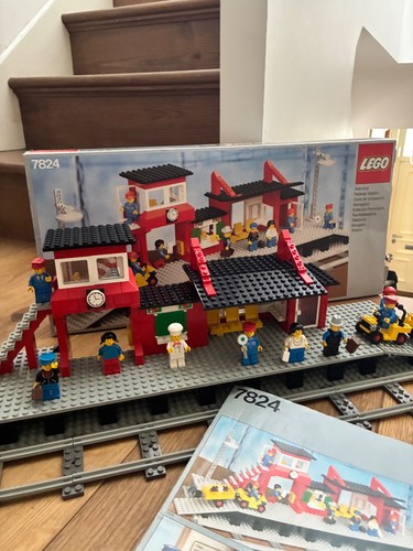 Lego vintage 1983 train - lego,