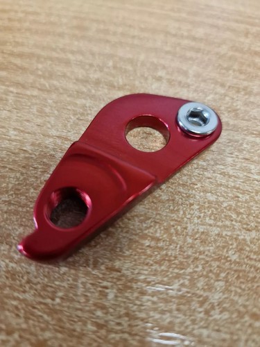 Giant glory derailluer hanger - derailluer,