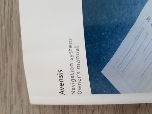 Toyota avensis handbook - toyota,