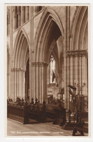 Worcester nave showing - worcester,,