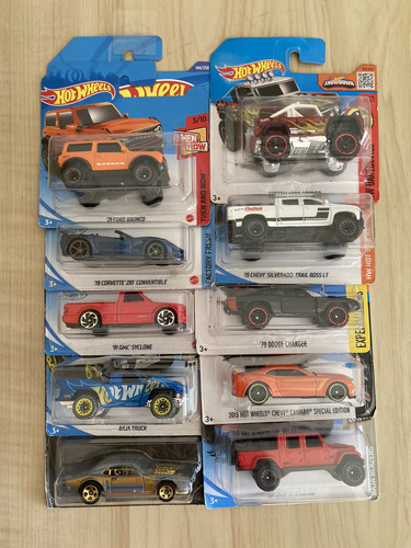 Hot wheels bundle 10 - wheels,