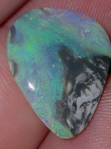 Lightning ridge opal cabochon - lightning,