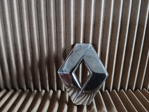 Renault diamond badge - badge, emblem