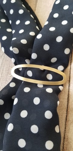 Brushed goldtone oval pinch - goldtone,