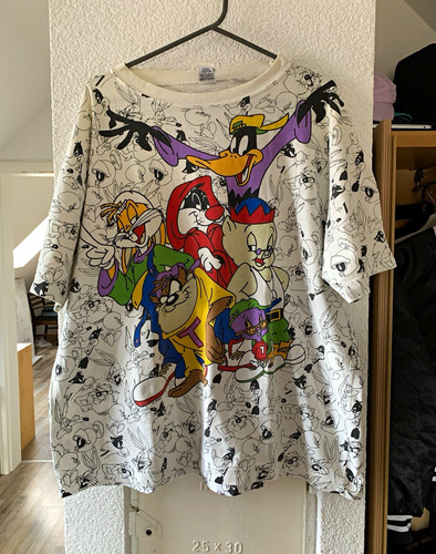 Vtg 90s looney - looney, over