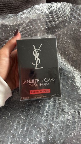 Yves saint laurent nuit - saint, la