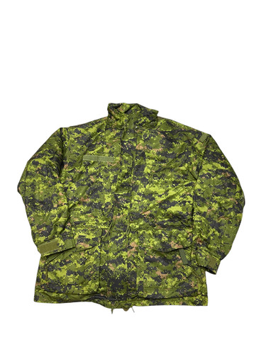 Canadian armed forces cadpat - armed,