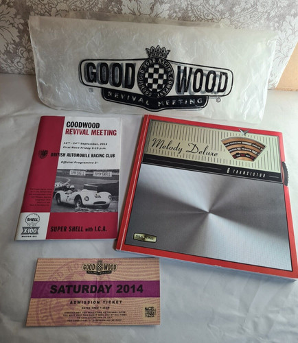 Vintage goodwood motor racing - goodwood,