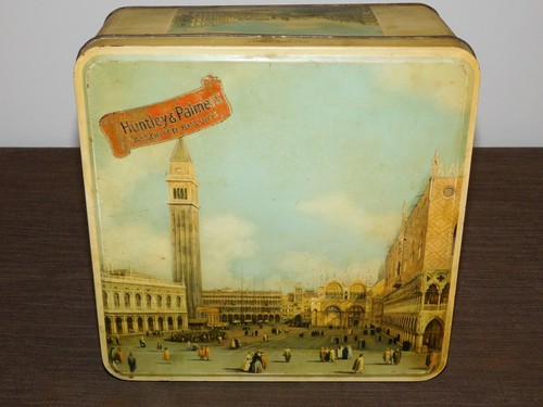 Vintage kitchen x 9 - 1/4",