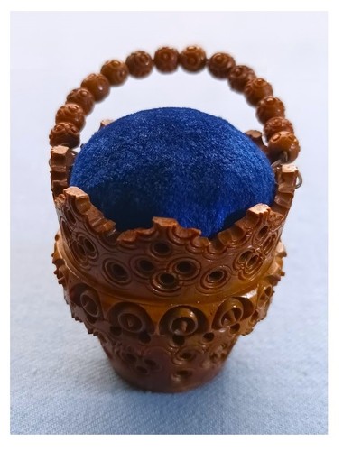 Coquilla nut basket pin - coquilla,