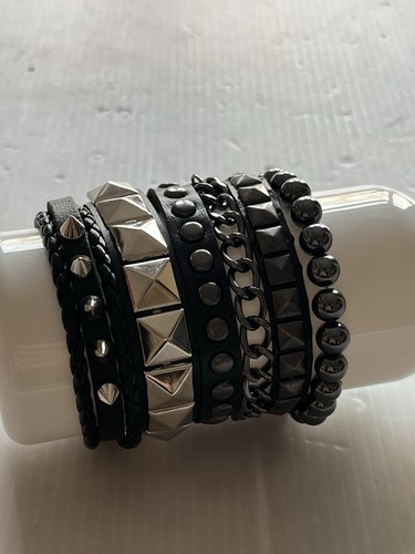 Pyramid spike chain bead black - pyramid,