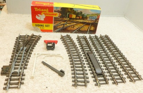 Tri ang r454 - r454,