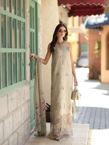 Noor luxe chikankari lawn - luxe, 💯