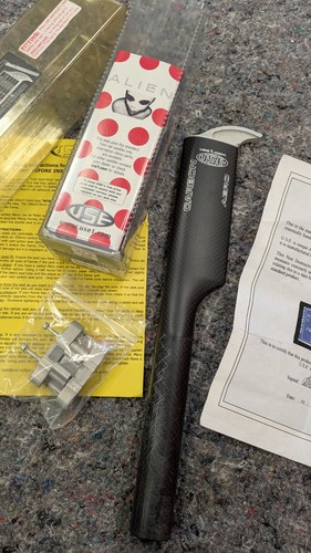 Use alien carbon aero seatpost - aero,