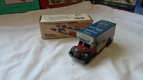 Rare vintage wells - wells, brimtoy