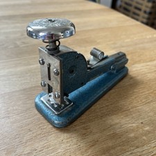 Vintage Stapler Vanguard Type