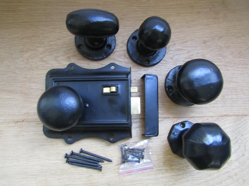 Cast iron door - cast, knob