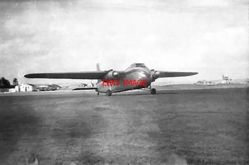Photo 1950 lympne airfield - ,