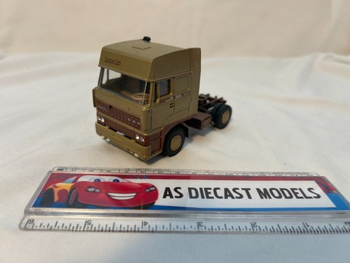 Corgi modern truck - corgi,