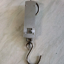 Metal WAYMASTER hanging scales weigh up to 25Lbs. Suit Fishing/Crafts. Used/Vgc 