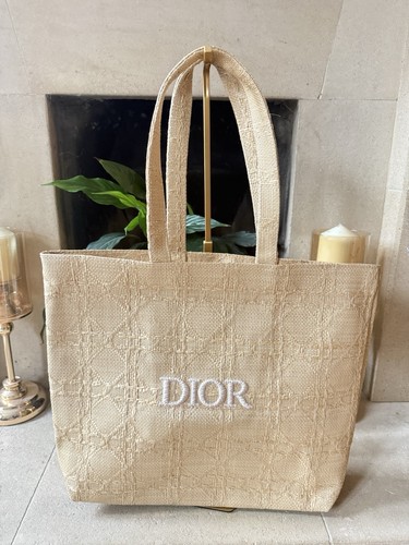 Dior beauty gift with purchase - dior,
