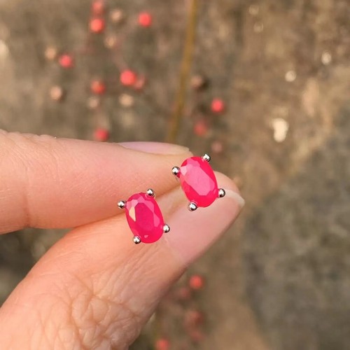 Oval natural ruby - oval,