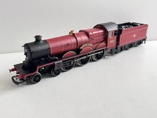 HORNBY RAILWAYS 00 GAUGE HOGWARTS EXPRESS CASTLE CLASS LOCO 4-6-0