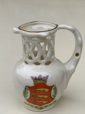 Unbranded Crested China -