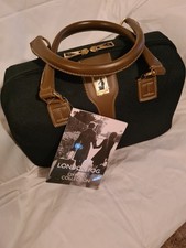 London Fog Gladstone Bag With