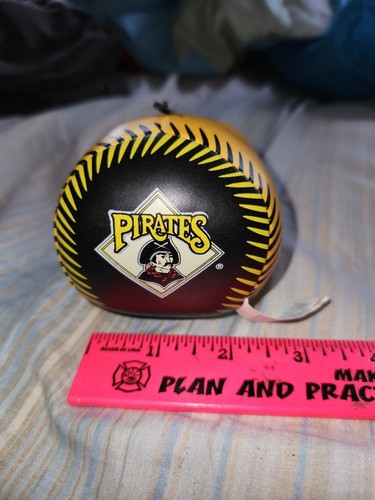 Pittsburgh pirates logo - logo, 1993