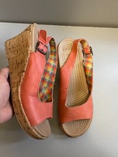 Crocs Leigh pink cork wedge