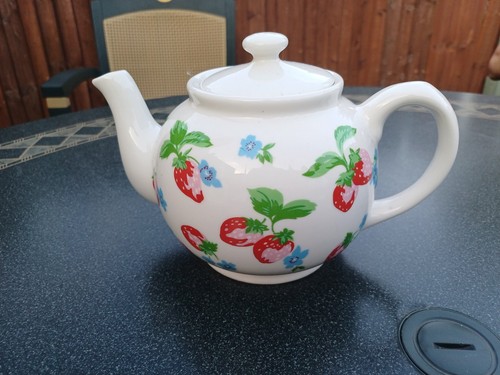 Cath kidston strawberry design - strawberry,