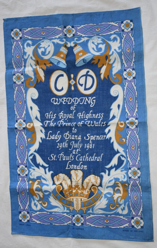 Vtg royal wedding tea towel - royal,