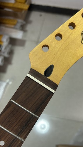 Yellow matte frets maple - matte, 22