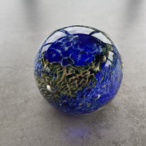 Vibrant blue glass - blue,
