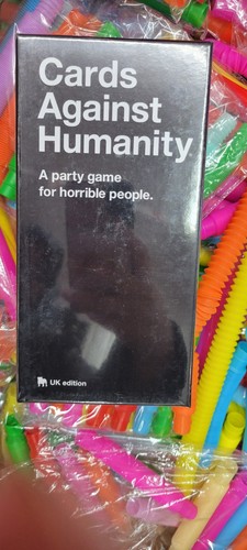 Cards against humanity board - against,
