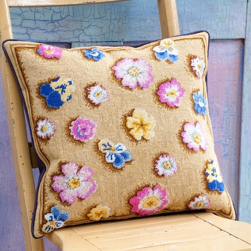 Ehrman flowers the sand - on,