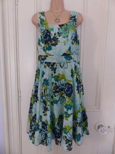 Gorgeous nomads size white - size,