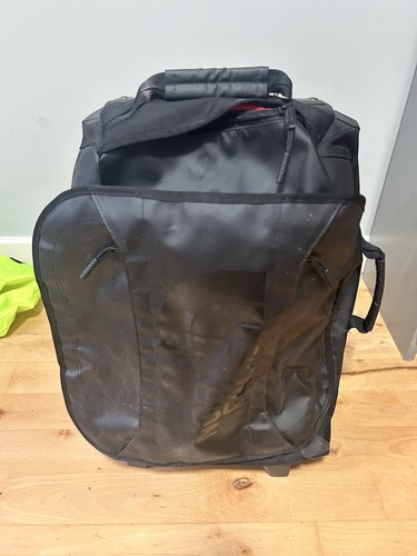 North face travel case 540mm