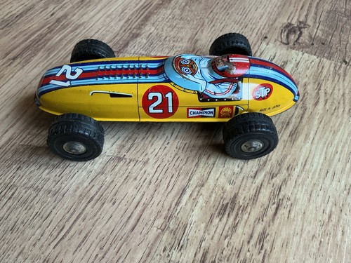Stp racing car tin - no, car,
