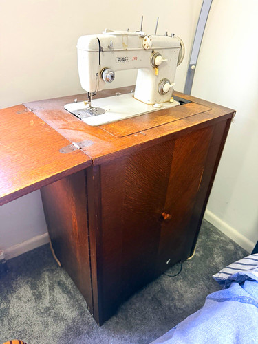 Pfaff 260 electric - pfaff,