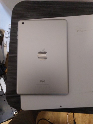 Apple ipad mini 1st generation - 1st,