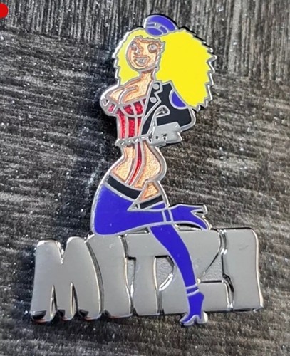 Vintage ogri lapel - vintage, badge