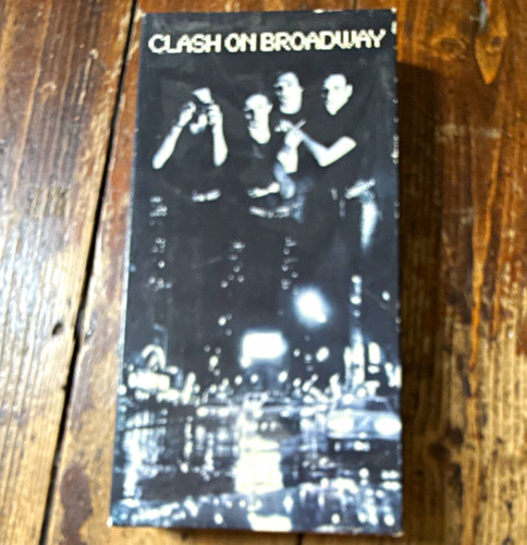 The clash on - clash,