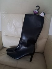 Size 5,  Knee High Boots In