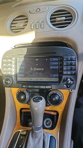 Mercedes r230 sat nav - mercedes,