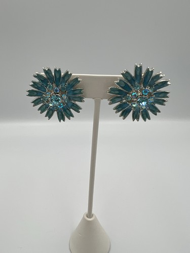 Vintage turquoise blue enamel - turquoise,