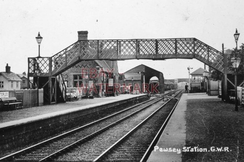 Photo pewsey railway - pewsey, station