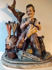 Capodimonte The Umbrella Maker in good condition bar umbrella shaft to restore