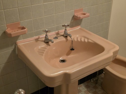 Vintage 1950s pink bathroom - vintage,